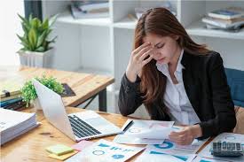 Five Signs It's Time to Outsource Your Bookkeeping - SmartPayroll Solutions  - HCM