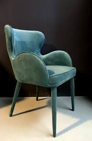 Stylish Dining Room Chairs The Chairs Are Fully Covered With Vel Dining Room Chairs Seats Furniture De Jong Interieur Stoelen Interieur Poef