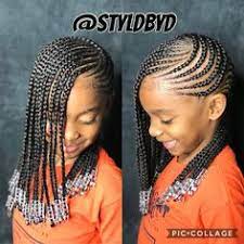 Vous trouverez ici différentes modèles et idées coiffures pour femme avec tresse africaine. Tresse Africaine Femme