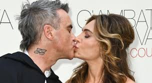 7 choses que vous ne saviez peut-être pas sur Ayda Field, l'épouse de  Robbie Williams