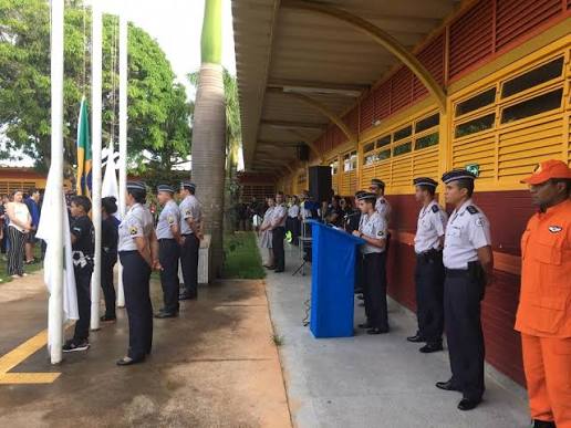 NÚCLEO BANDEIRANTE ESCOLHE TER ESCOLA COMPARTILHADA COM MILITARES