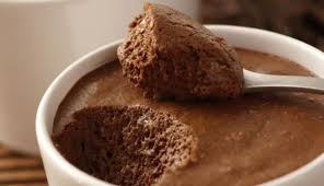 Mousse Au Chocolat En 2020 Recette Mousse Au Chocolat Mousse Au Chocolat Recette Dessert Chocolat