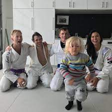 Charles joel nordström kinnaman, known professionally as joel kinnaman, is a swedish american actor. Joel Kinnaman Awesome Garage Session With Ronisgracie Cesagracie Kaiwilymanm And Little Kyron Bjj Bjjlifestyle Bjjforlife Facebook