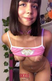 They say E-girls are the tightest.. do you agree : rAdorableNudes