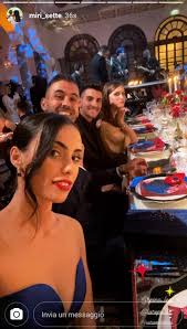 Chi è miriam sette, fresca sposa di leonardo spinazzola (di sabato 26 dicembre 2020) leonardo spinazzola sta vivendo un'ottima stagione sul campo con la maglia della roma. Mancini Oggi E Il Giorno Del Si A Elisa Tra Gli Invitati Anche Pellegrini E Spinazzola E Il Paggetto E D Eccezione Video E Foto Laroma24 It Tutte Le News