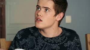 Deux bateaux rentrent en collision au large de sète. Demain Nous Appartient En Avance Resume De L Episode 514 Du Mercredi 24 Juillet News Tv Tele Z