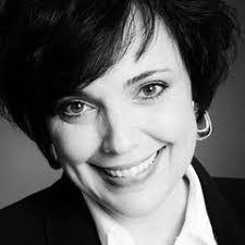 Lauren Comerford's Instagram, Twitter & Facebook