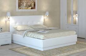 أسرة بيضاء 60 صورة تصميم داخلي لغرفة النوم الخفيفة مقاس 120 200 وأحجام أخرى موديل جلد لامع مع أحجار الراين والكلاسيكية والحديثة