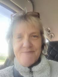 Mithilfe auf unserem Alpakahof (Windeck, NRW) gegen Unterbringung und  Verpflegung Schaue einem Alpaka nicht zu tief in die Augen, du könntest  dich verlieben. Vielleicht ist genau das schon bei dir passiert oder