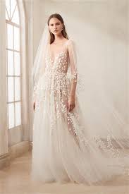 Enjoy this beautiful designer dress :) found in tsr category 'adult female formal clothing'. Bridal Collection Fall 2020 Oscar De La Renta