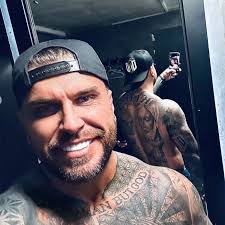 Tommy Hench vs Myles Michael Holder headline October 4th 3d fight club  kratos vs ragnor Dougie Joyce 3D Fight Club Sky Bet Big Joe Egan Two  bangers with a mouth watering bout