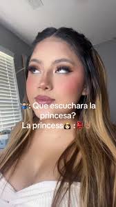 Yvette Moran (@mmymoran)