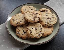 Degustez De Delicieux Cookies Aux Pepites De Chocolat Noir Et Noix Avec Cette Recette Tres Simple E Cookies Pepite Chocolat Pepite Chocolat Cuisine Et Boissons