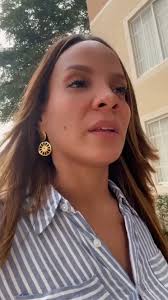 Si todos andamos confundidos !!! #oite #vainasdelily #dominicana  @lilytaverasss