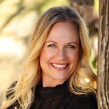 Carrie Bowman's Instagram, Twitter & Facebook