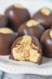 How To Make Creamy Chocolate Peanut Butter Balls Or Buckeyes With 4 Ingredients Easy Peanut Butter Balls Recipe Easy Peanut Butter Peanut Butter Balls Easy
