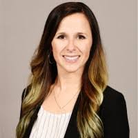 Melanie Ponton's Instagram, Twitter & Facebook