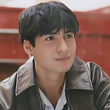 when keifer said he will use jay-jay to hurt aries—make her fall inlove  with him and dump her after‚ but these are the face he make every time he  thinks and looks