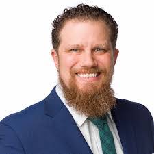 Andrea Santora's Instagram, Twitter & Facebook