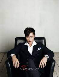 イ ビョンホン cine21 k wave star1 popdramatic イ ビョンホン ビョンホン 俳優