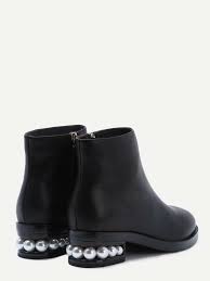 Je veux trouver des belles chaussures comme sur la photo pas cher ici bottine a perle femme. Bottines En Similicuir Talon Avec Perles Noir Mode En Ligne Shein France