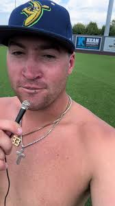 Mini mic series is back! 🎤 wait till the end!😂 #celebrity #nyc #bigbutter