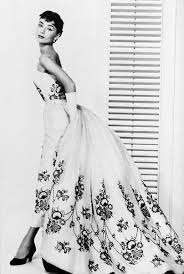 Audrey hepburn white givenchy dress 1955. Sabrina 1954 Audrey Hepburn Style Audrey Hepburn Dress Givenchy Dress