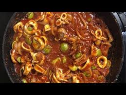 Sambal sotong, ianya boleh dimakan bersama nasi dan telur mata, atau cicah dengan roti atau digabungkan didalam nasi lemak. Moh Kite Resepi Sambal Tumis Sotong Petai