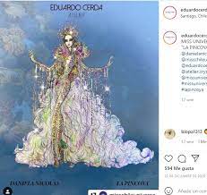 La pincoya es una criatura imaginaria marina perteneciente a la mitología de chiloé, en el sur de chile. Daniela Nicolas And The Glamorous La Pincoya Outfit That She Will Wear In Miss Universe 2021 Archyde