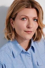 Suzanne Addison's Instagram, Twitter & Facebook