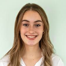 We just held McGill Students' Chapter for Scientista's Annual Career Night!  👩🏽‍💻🧑🏼‍🔬👩🏻‍⚕️ We were lucky to hear from six brilliant women, each  with unique paths towards impressive careers…