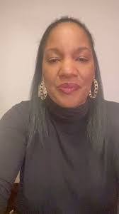 Wendy Sparks's Instagram, Twitter & Facebook