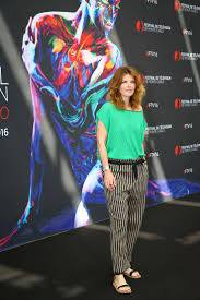 Diefenthal was previously married to actress gwendoline hamon, with whom he has a son. Gwendoline Hamon Cassandre Tv Series Photocall 01 Gotceleb