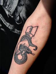 See snakes become serpents, executed in many different ways in this huge collection of snake tattoos. Tribal Snake Tattoos For Men Cute Simple Tattoos