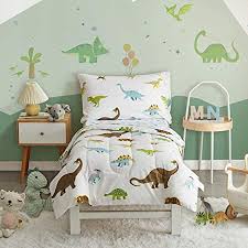 As this was the very first theme i had done for my son (at 4 years), i have some simple tips to help you in decorating your kids room. Amazon Com Everything Kids 4 Piece Toddler Bedding Set Dinosaurs Toddler Bed Sheets Boy Baby