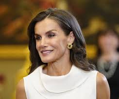 Принц Чарльз посетил выставку в Румынском культурном институте: ru_royalty  — LiveJournal