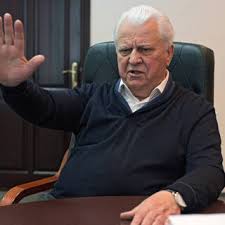 Народився майбутній вчений 27 вересня 1892 р. Kravchuk Obyasnil Svoi Slova O Gotovnosti Strelyat Po Lyudyam S Rossijskimi Flagami Ukraina Byvshij Sssr Lenta Ru