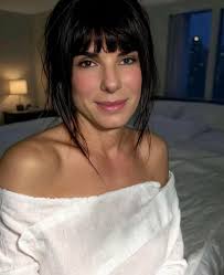 hi love thank you for staying with me and i hope we have more more months  and years with you you will be always my favorite person iloveyou<3