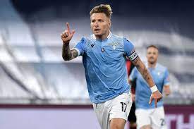 When immobile was scolded by the referee for protesting too much when a shot was accidentally handled, the resulting corner saw veteran warhorse giorgio chiellini have a free header tipped over. Ciro Immobile Now Stands As Lazio S All Time Leading Goal Scorer The Laziali