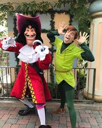 This Unlikely Pair Are Getting Along For A Photo This Morning Are You Team Pan Or Team Hook Chi Peter Pan Disneyland Disney Face Characters Peter Pan Disney