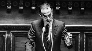 Robert badinter revient sur le discours du président @emmanuelmacron. 1 Jour 1 Texte 23 Robert Badinter Discours A L Assemblee Nationale 17 Septembre 1981 Licra Antiraciste Depuis 1927