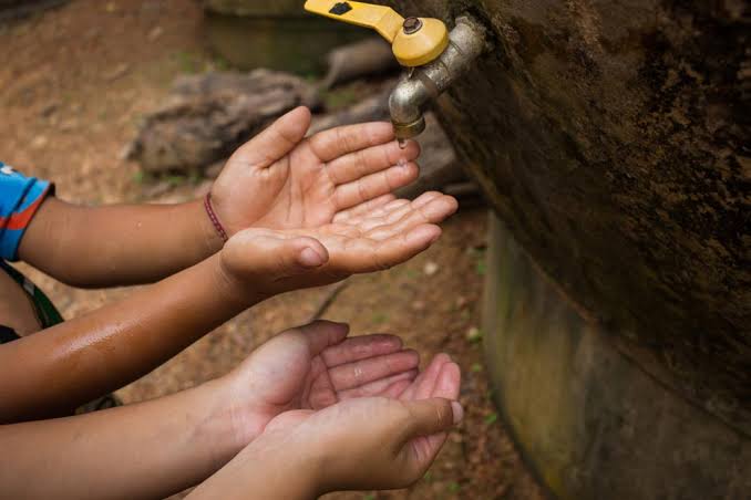 Residentes de Finca Malagueto reportan siete días sin agua potable