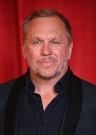 Axed Emmerdale star takes brutal swipe at ITV bosses as they break silence  to fans