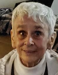 Janice Potts's Instagram, Twitter & Facebook