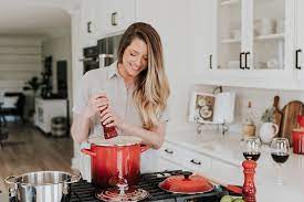 Free for commercial use no attribution required high quality images. Woman Cooking Pictures Download Free Images On Unsplash