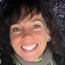 Laura Kavanagh (@ithrivelaura) • Instagram photos and videos