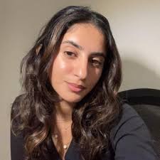 Danya Elgebaly's Instagram, Twitter & Facebook