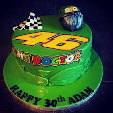 Pembalap italia yang usianya hampir 40 tahun itu digosipkan akan menikahi. Valentino Rossi Inspired Cake 30er Torten