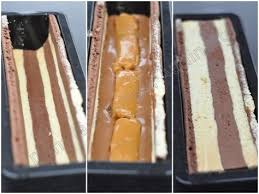Buche Biscuit Cuillere Mousse Chocolat Noir Et Insert Caramel Dans La Cuisine D Audinette Biscuit Cuillere Recette Buche Chocolat Mousse Au Chocolat