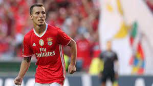 He joined benfica in 2016 for a fee of just over €1 million. Tottenham Preparing 27m Bid For Benfica Starlet Alex Grimaldo As Rose Future Remains Unclear 90min